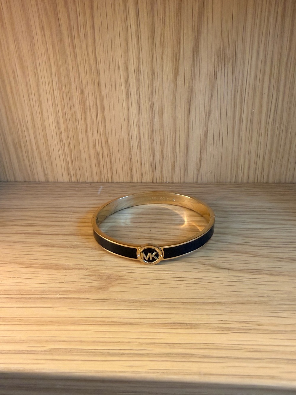 MICHAEL KORS Haute Gold-Tone Black Enamel Logo Bangle Womens Bracelet